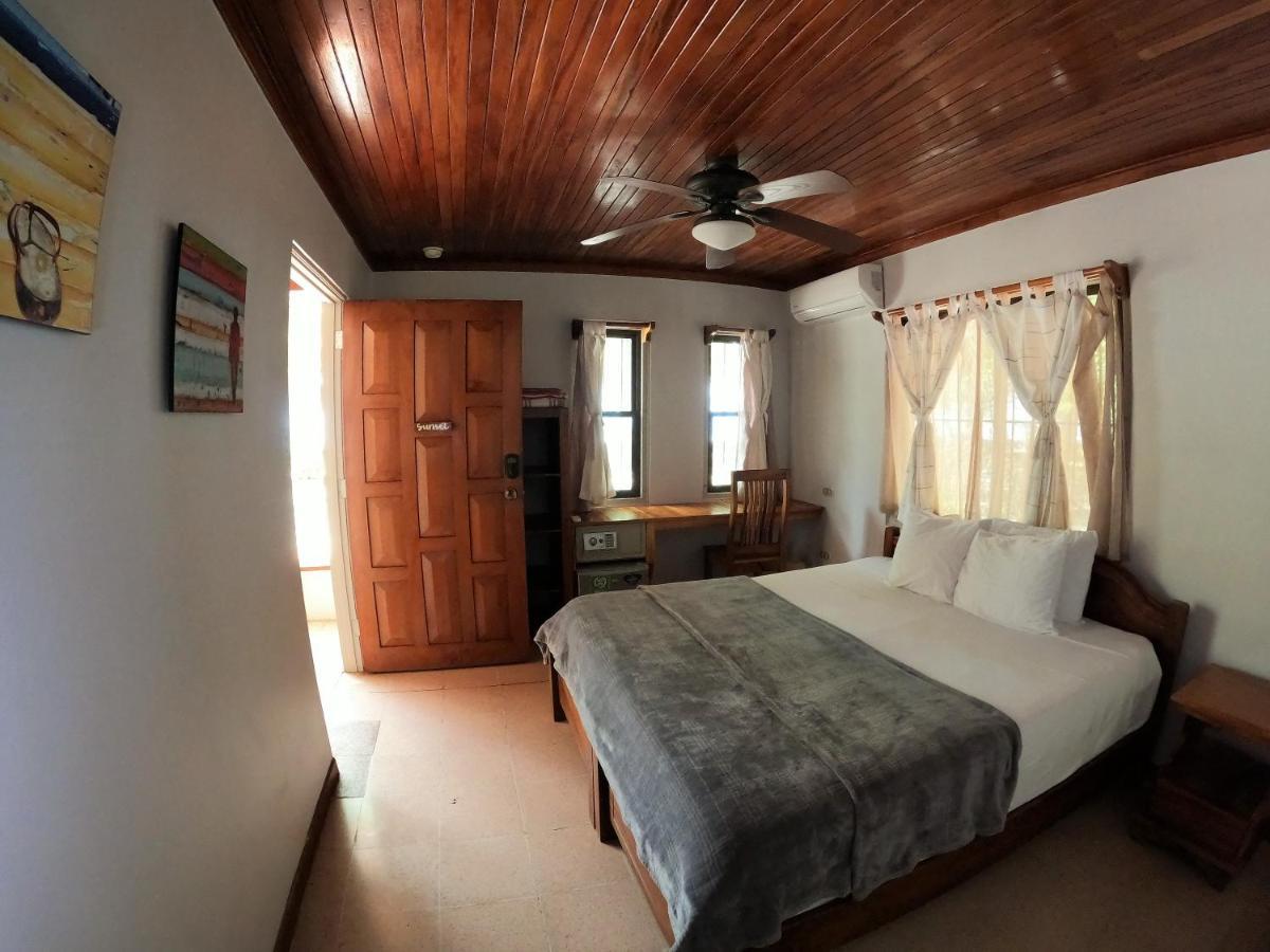 Casa Cecilia Beach Front Playa Santa Teresa  Luaran gambar